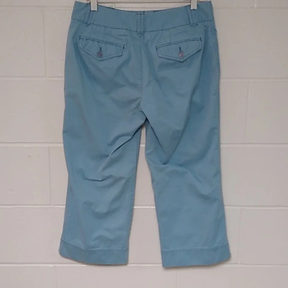 EDDIE BAUER SOFT BRUSHED COTTON, MIDRISE,LITE BLUE, 4 POCKET CROPPED CHINO PANTS - Picture 2 of 7